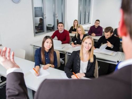 Bachelor degree program counselling